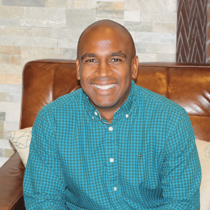 Alton_AL_Hill Headshot-1